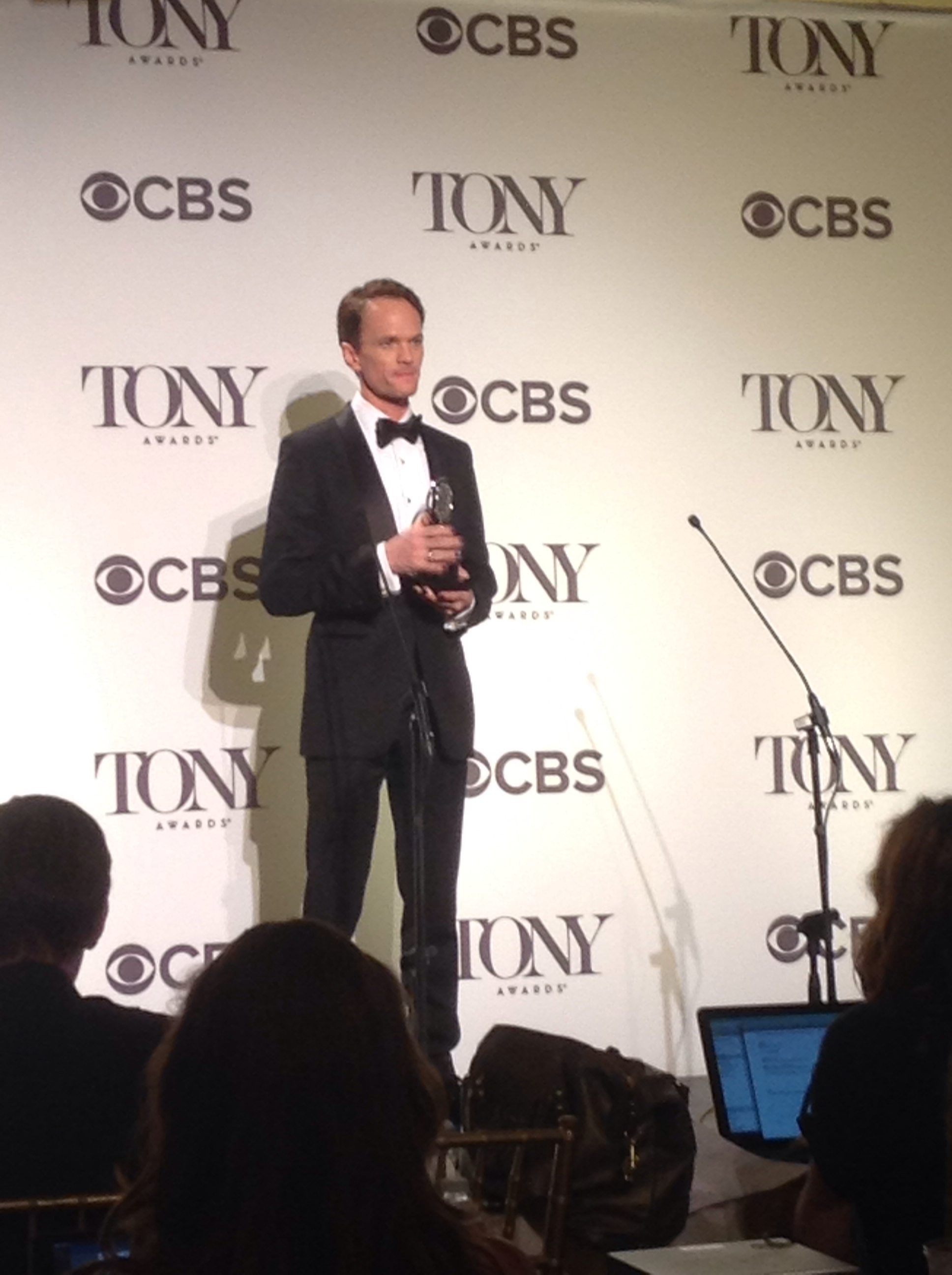 Neil Patrick Harris winning the 2014 Tony Award.