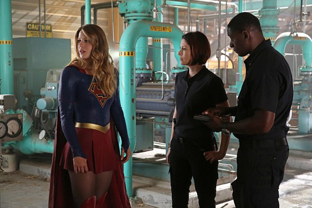  Still of David Harewood, Chyler Leigh and Melissa Benoist in Supergirl (2015) 