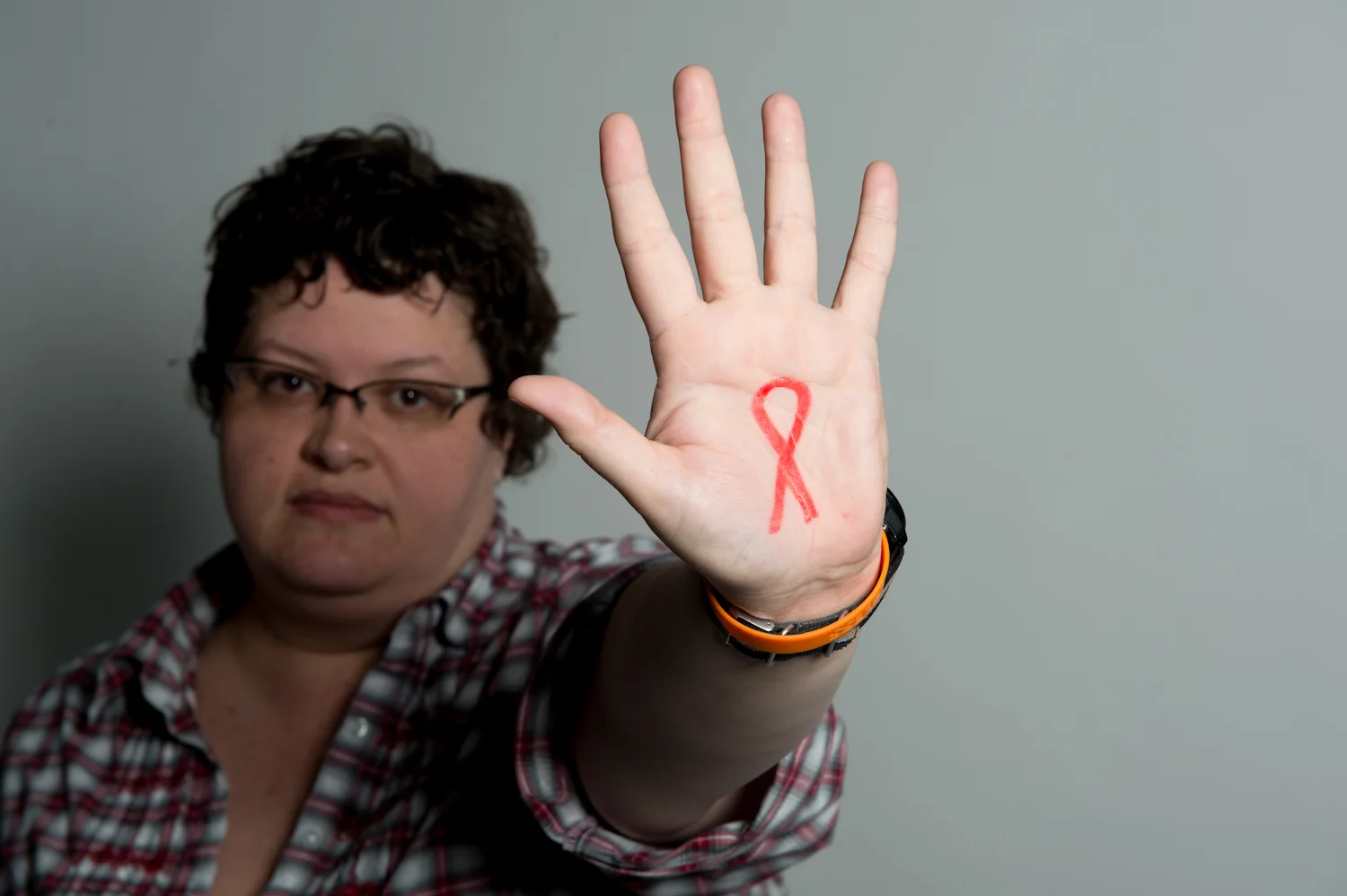 20140618_Ribbon_Hand_0001.jpg