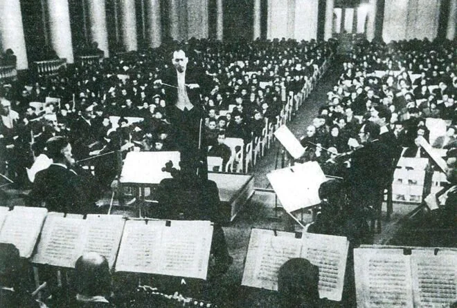 Leningrad symphony.jpg