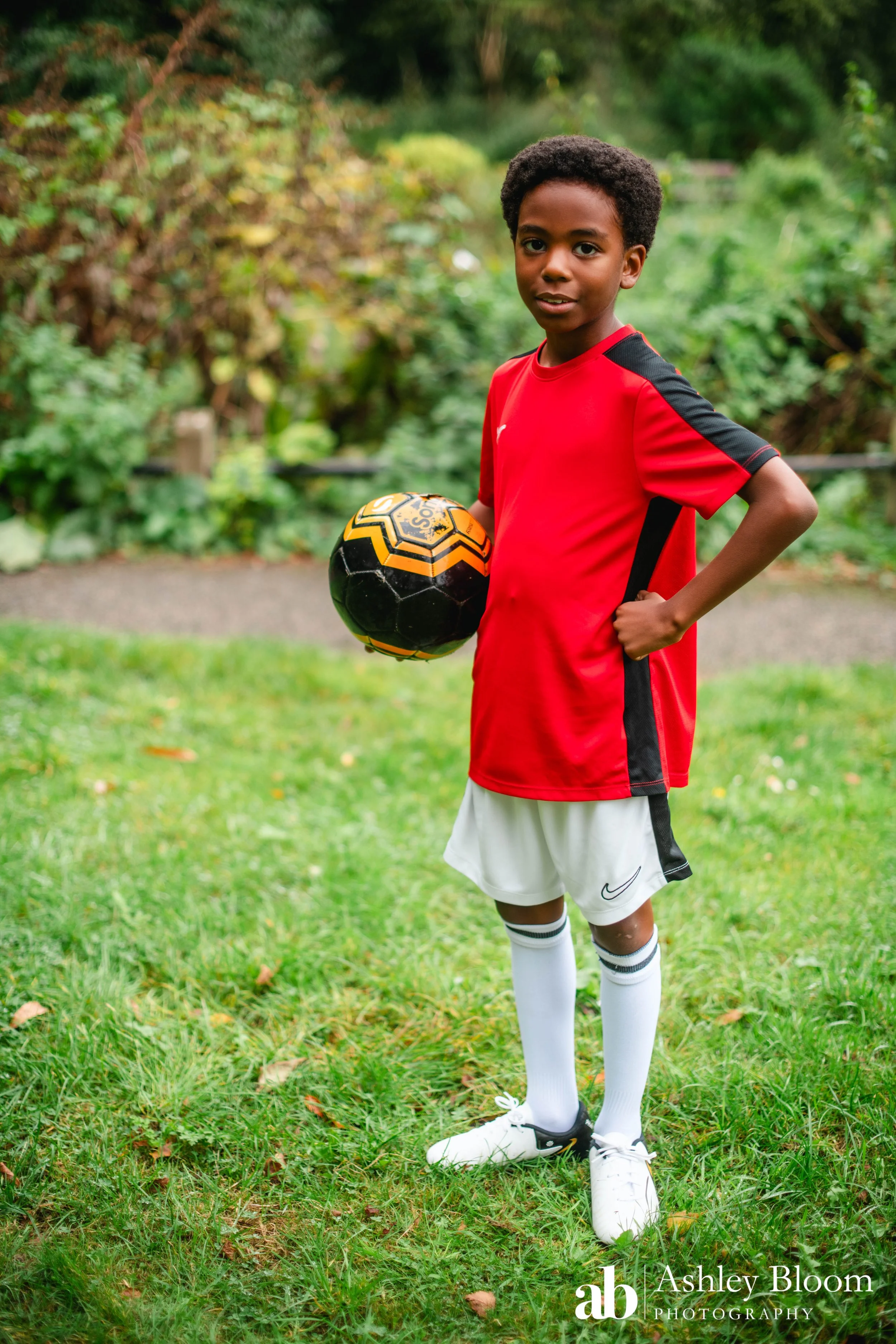 Joey Headshots-37.jpg