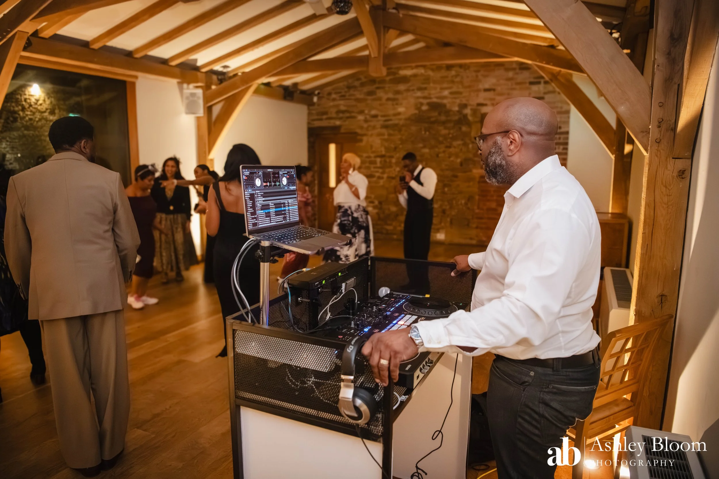 Stephanie & Glenn-203.jpg