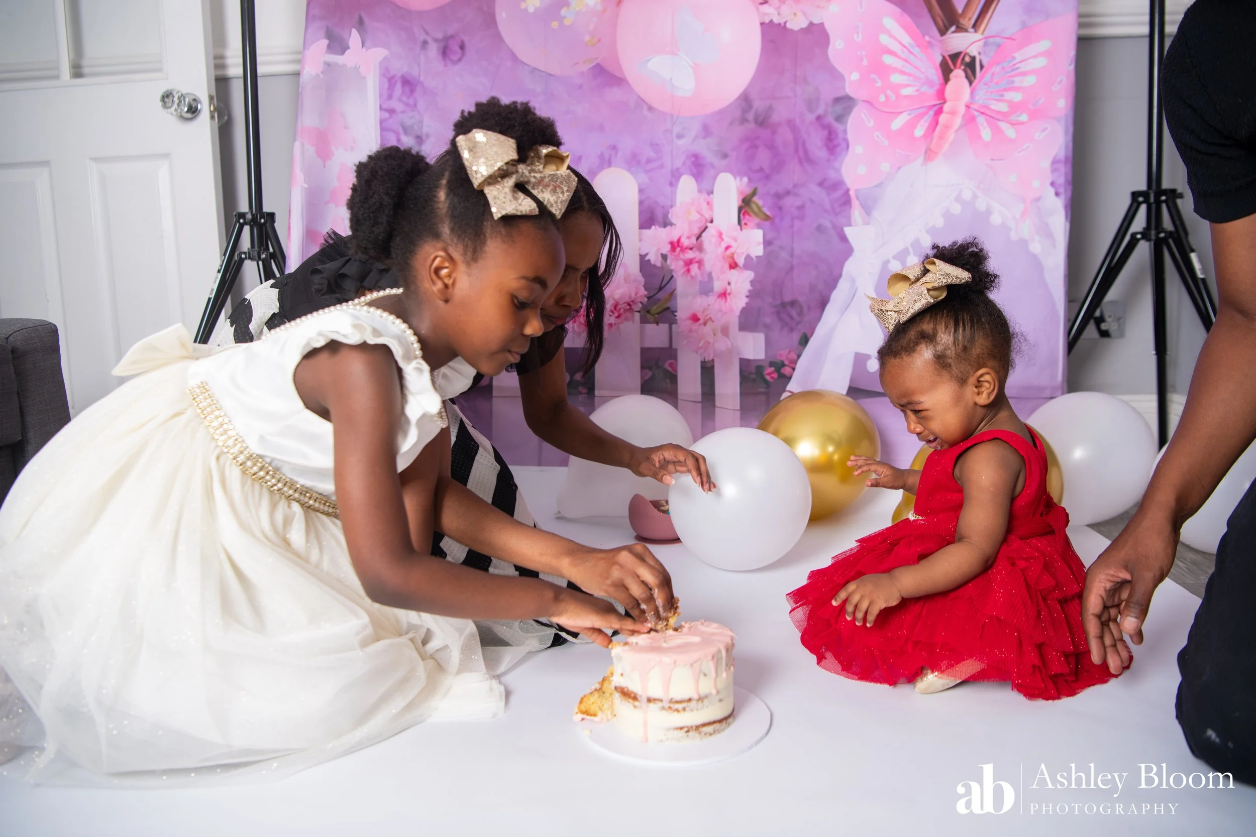 Cake Smash Birthday Photoshoot-113.jpg