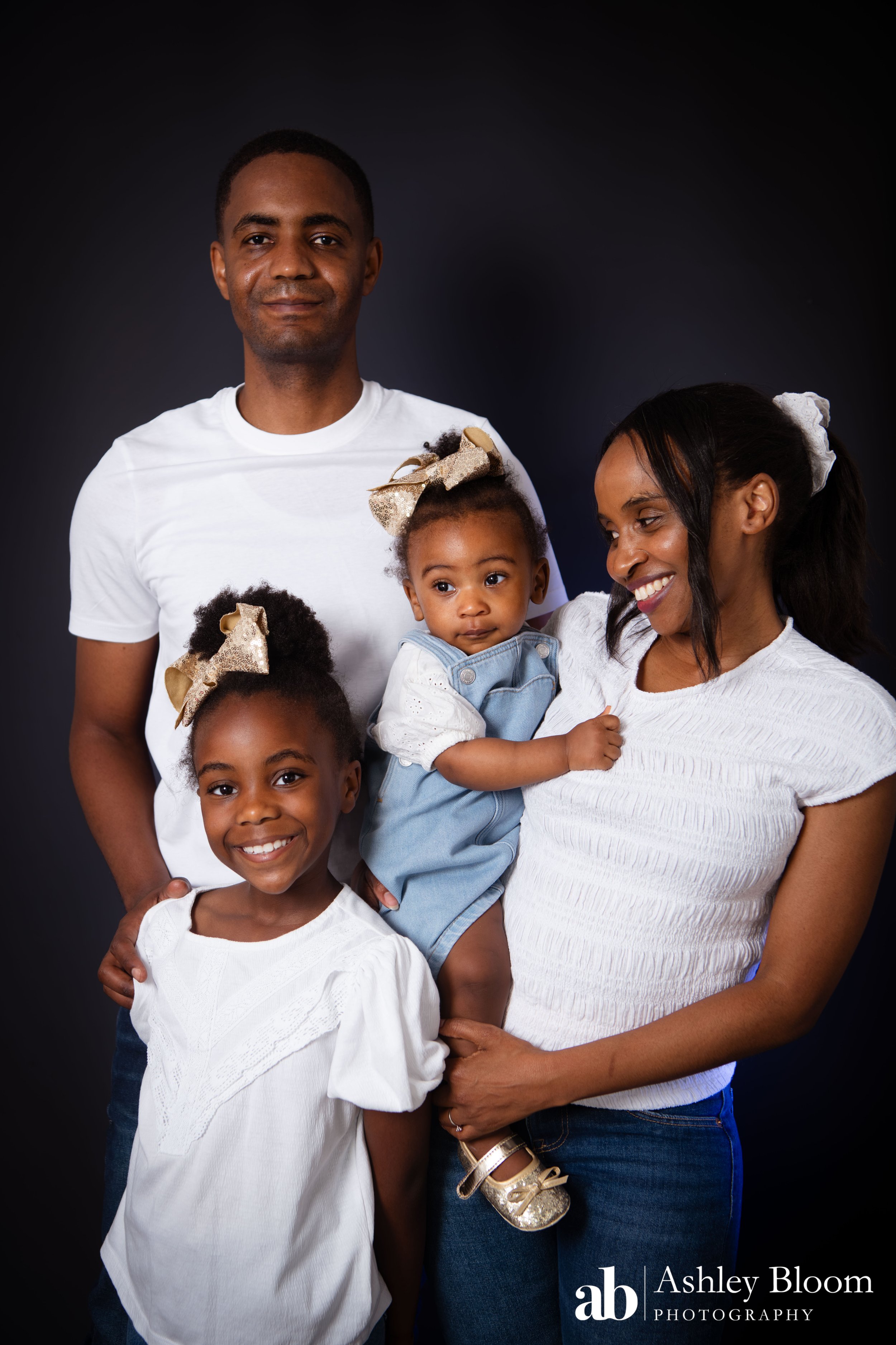 Cake Smash Birthday Photoshoot-139.jpg