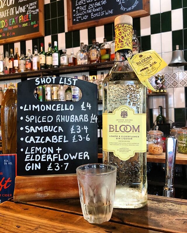 We&rsquo;ve introduced some great shots to the list, perfect to kick off on a Saturday night 
#saturdaynight #london #stokenewington #pub #shots #drinks #eveningplans