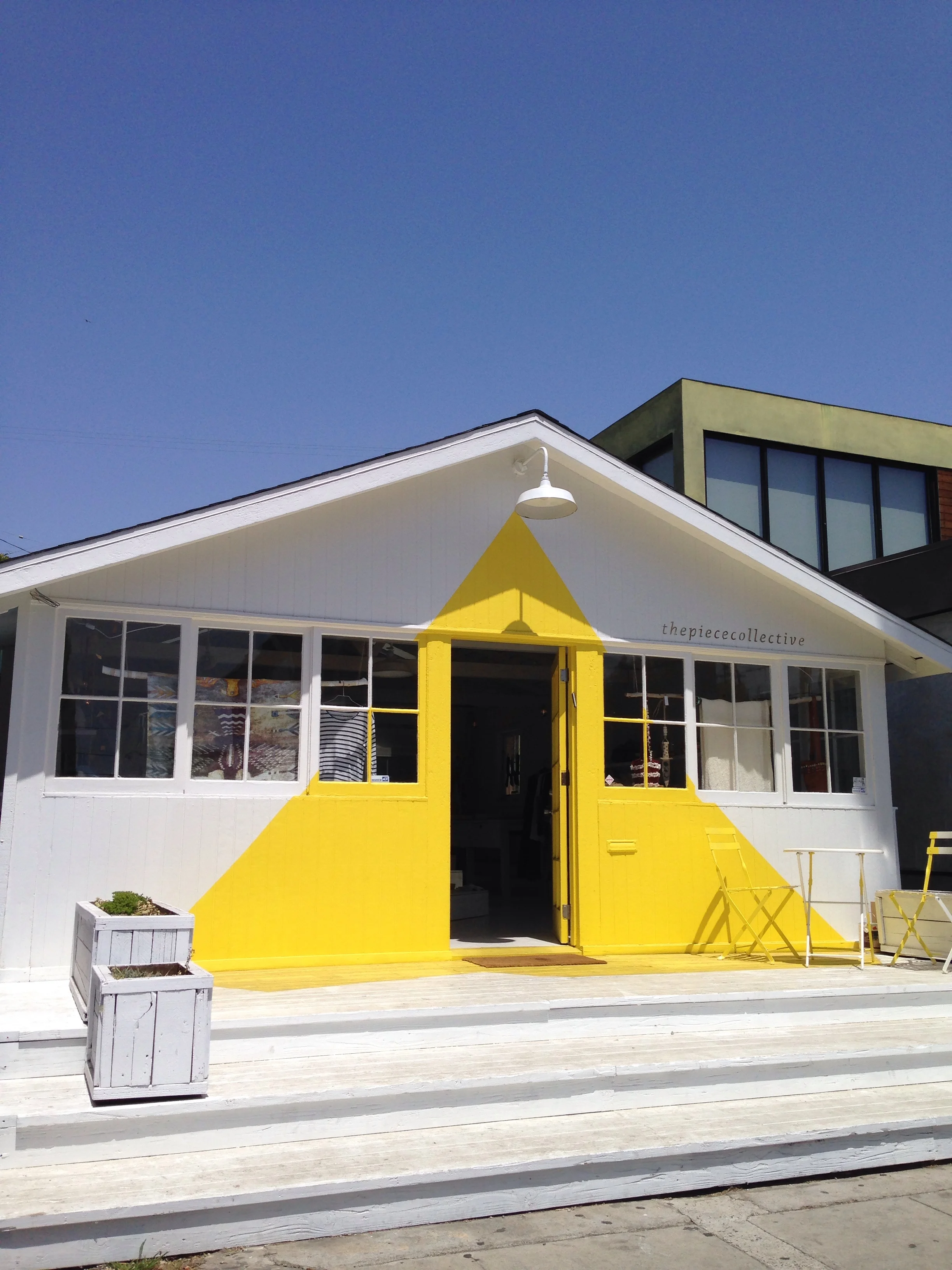 I made a beeline to Venice's Abbot Kinney to check out some old favorites and new spots, including the strikingly painted The Piece Collective, a highly edited shop with cool pottery, indigo blankets and all things warm rustic