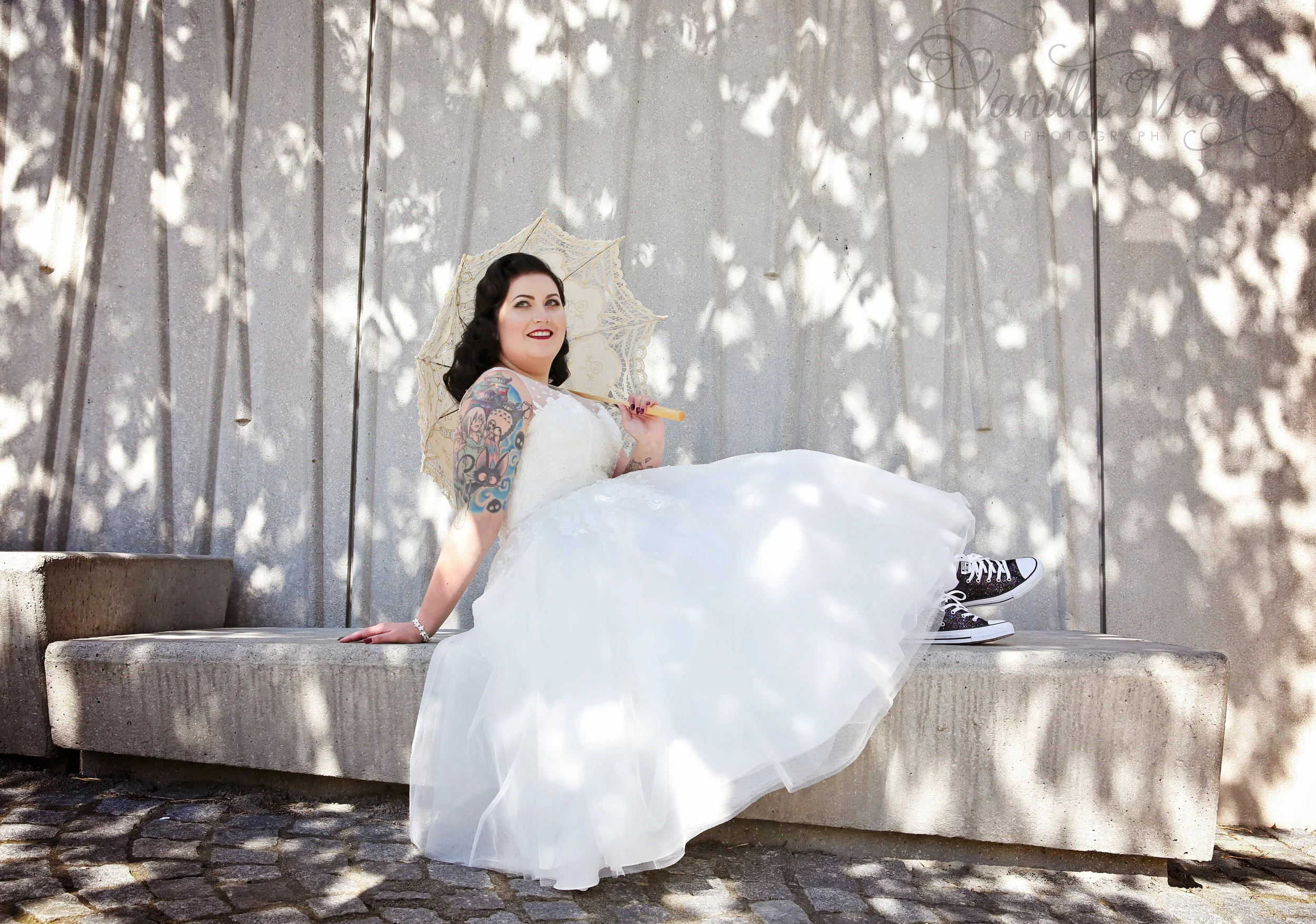  Wedding Photography at   Dynamic Earth, Edinburgh, Scotland  .  Beautiful, emotive and relaxed wedding photography. Packages to suit every budget - get in touch for natural wedding photography you'll cherish. 