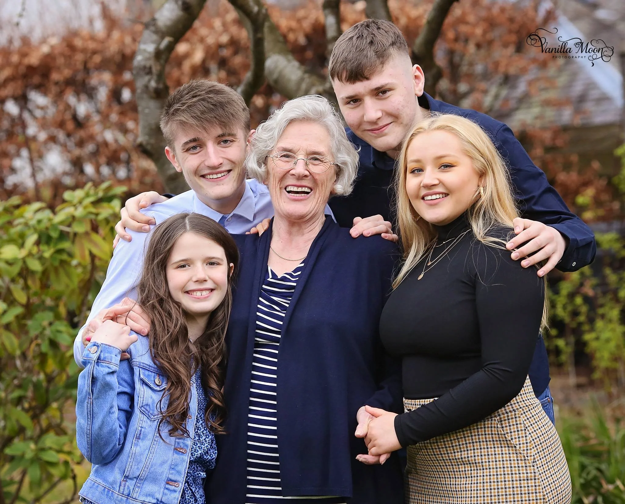 tweed green peebles mini portrait sessions — Vanilla Moon Photography