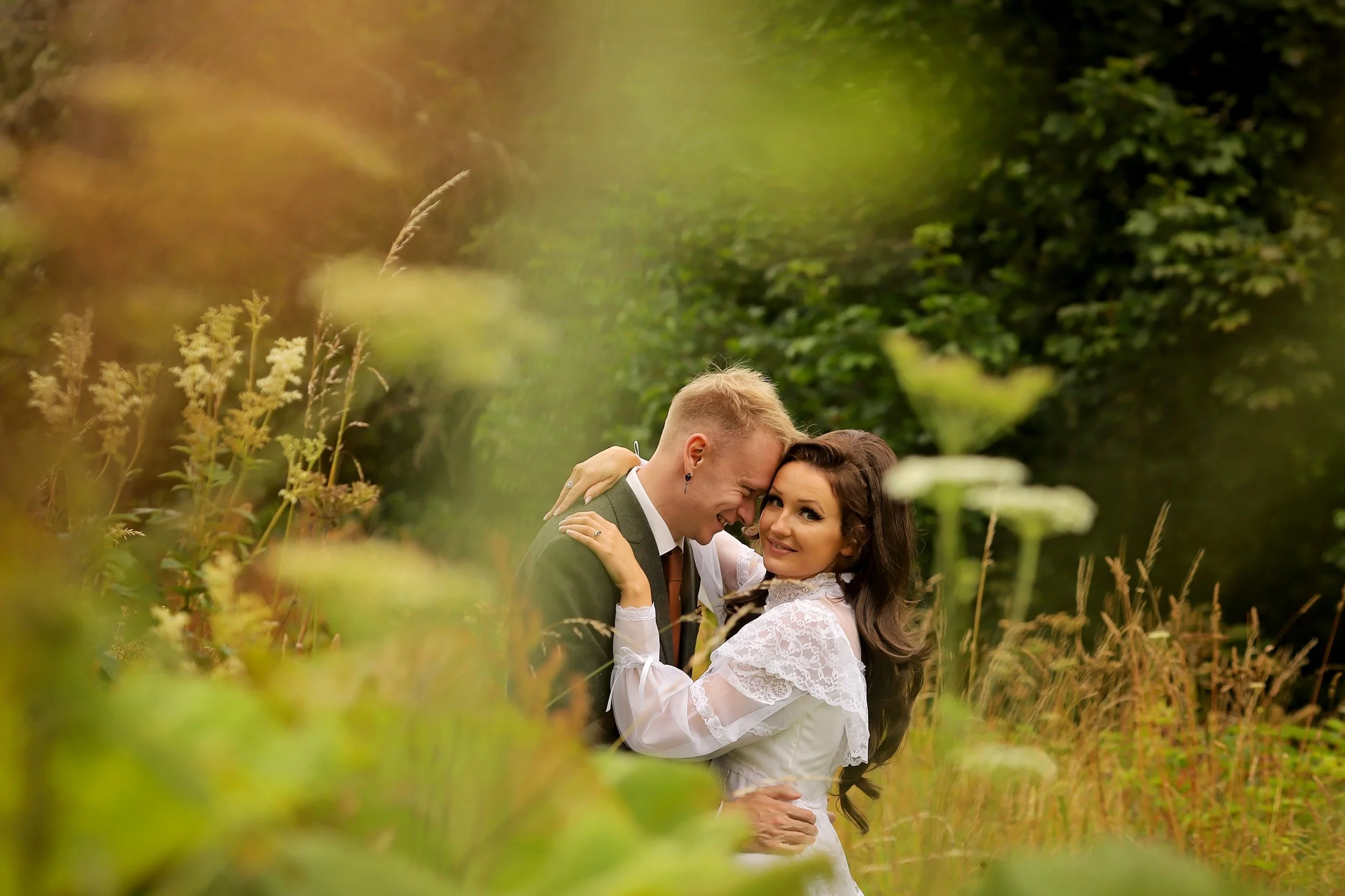 wedding couple traquair house innerleithen