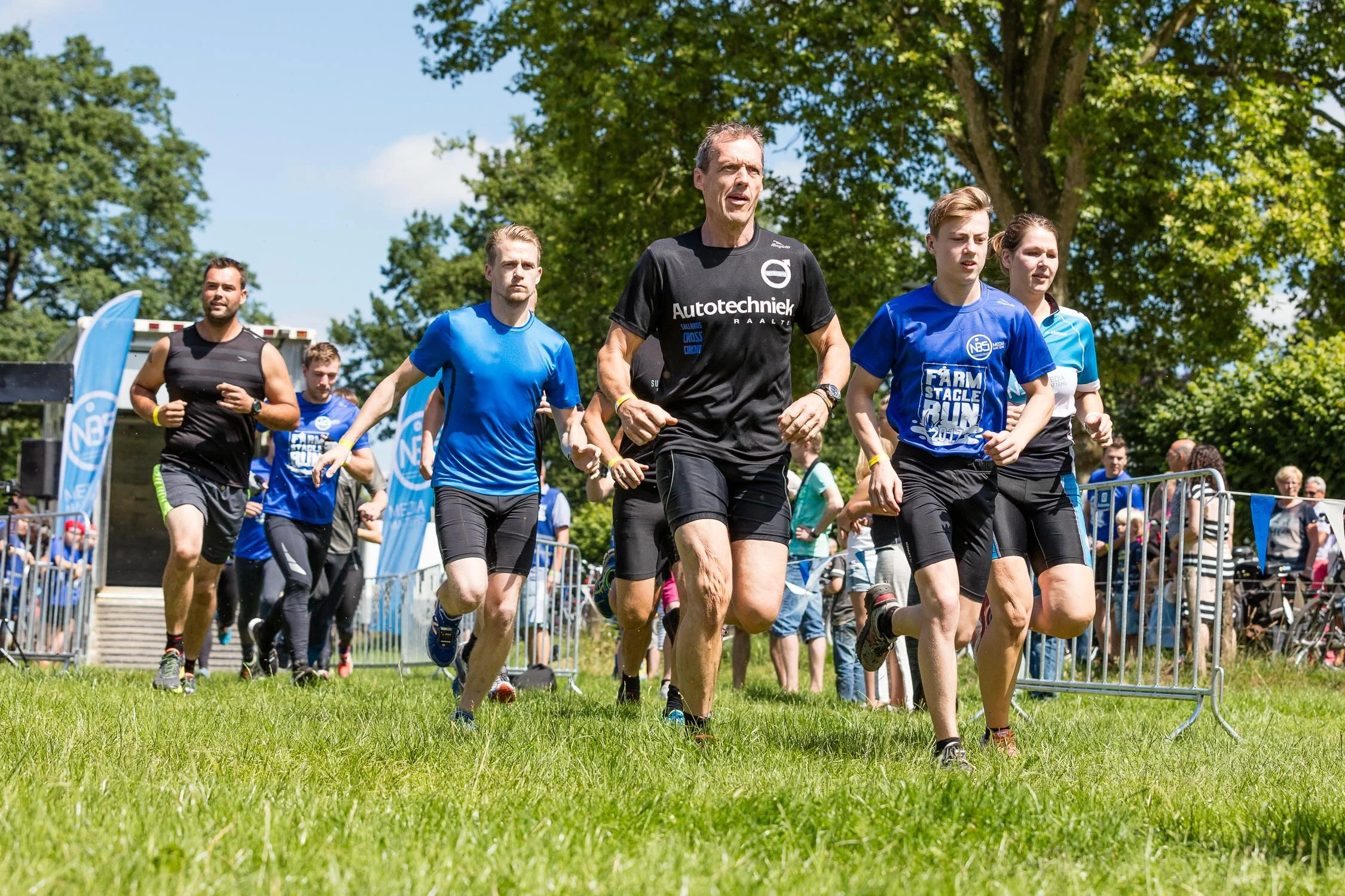 Farmstacle Run 2017-6.jpg