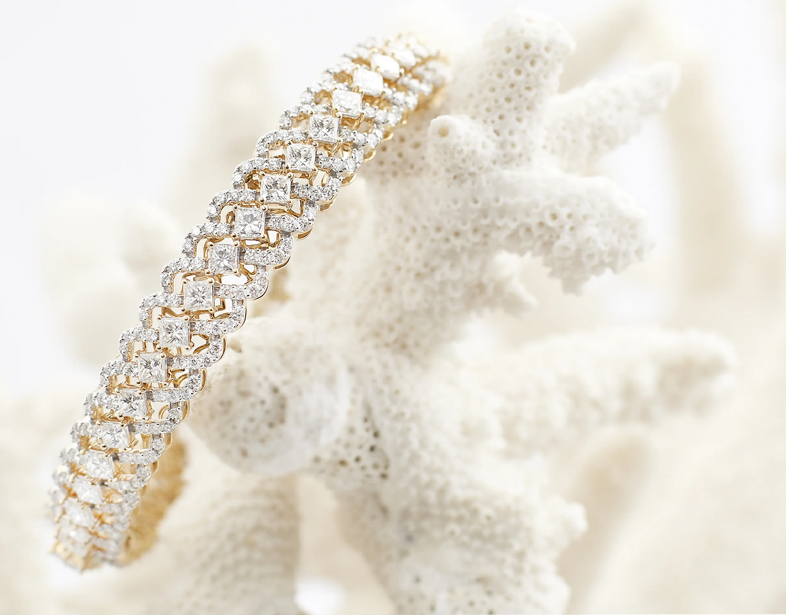 Chennai Daimonds_Bangle.jpg