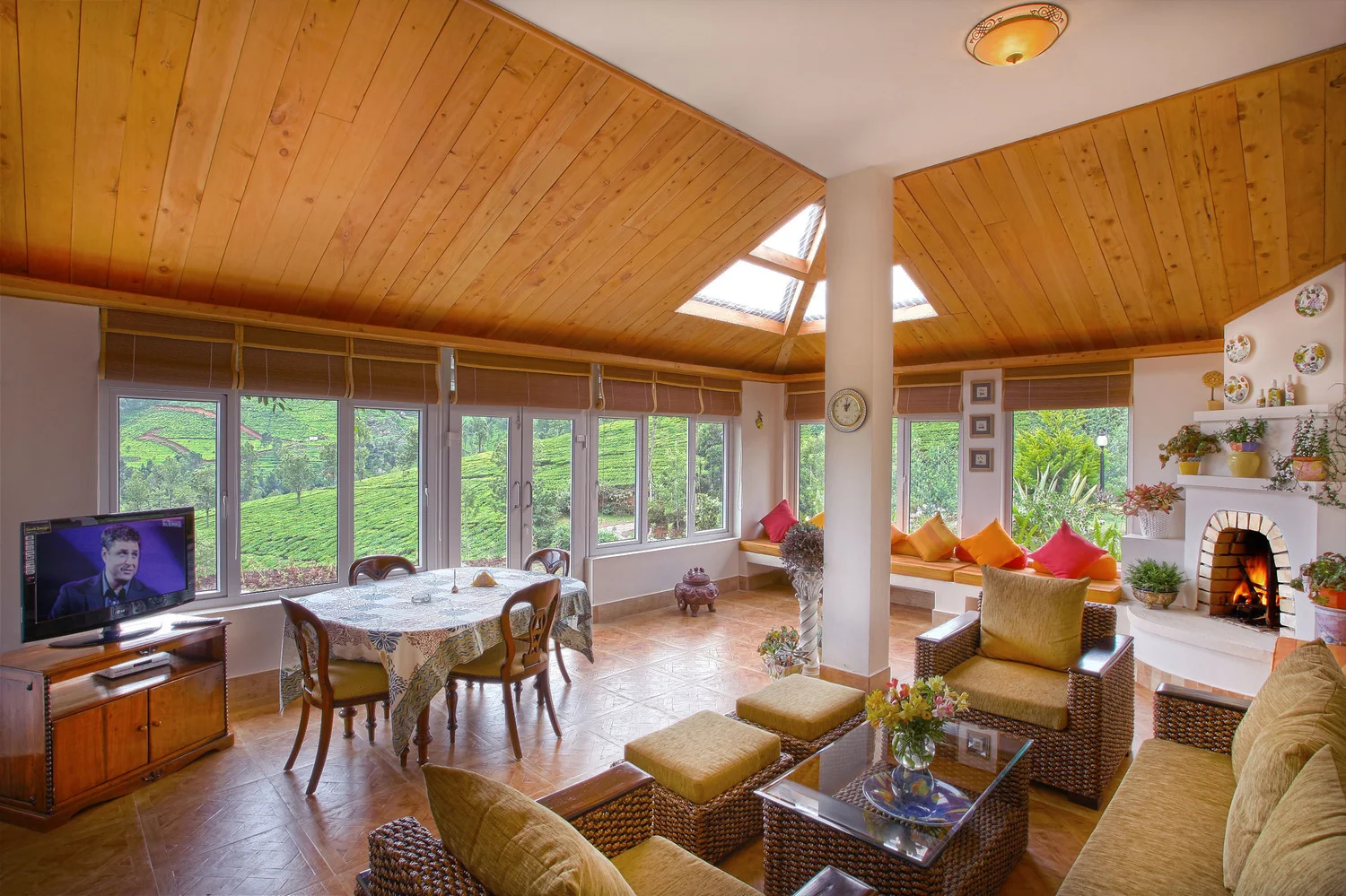 30+Sunroom+HDR7+copy.jpg