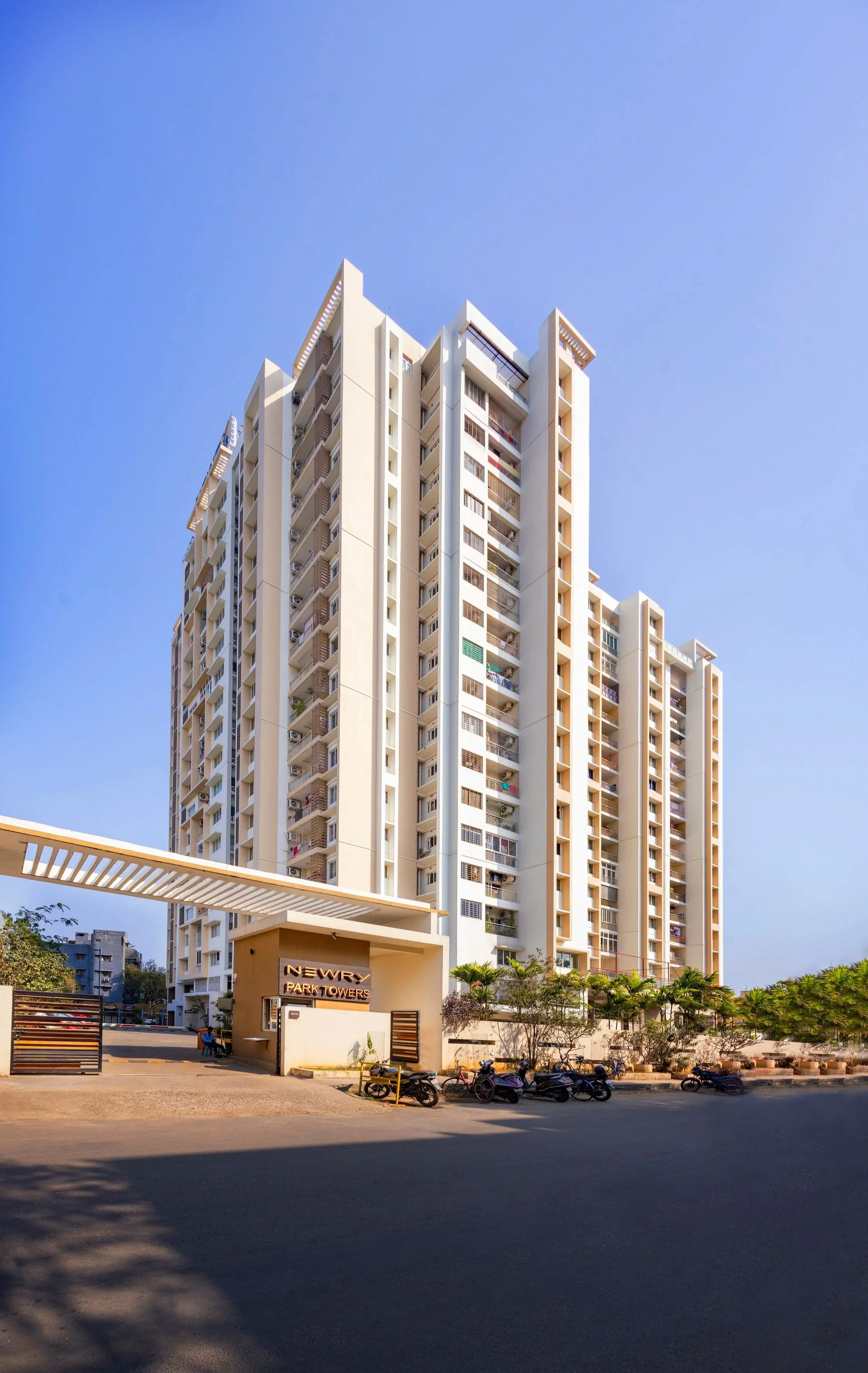 _ANJ3992+Park+Towers++copy.jpg