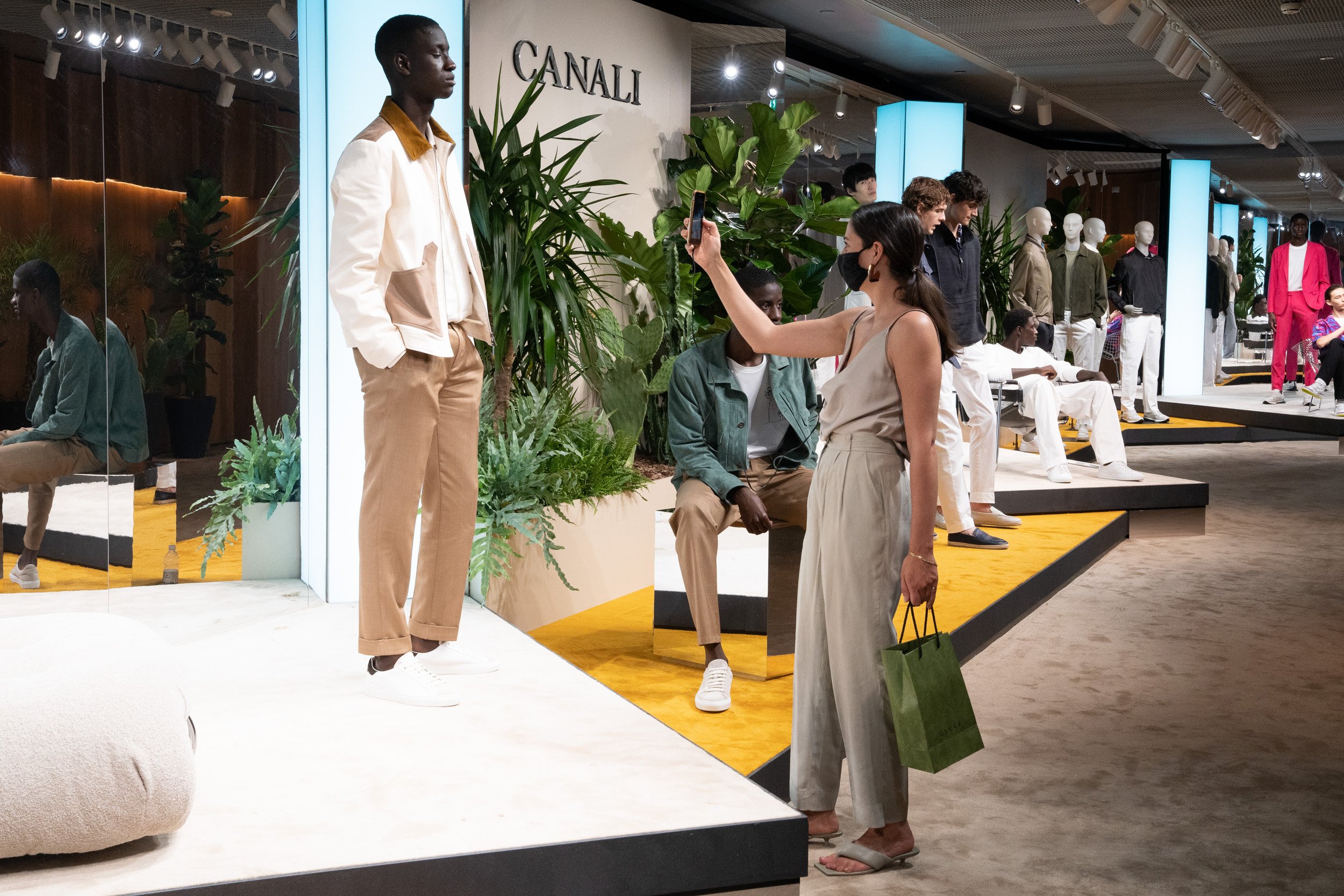 CANALI-405.jpg