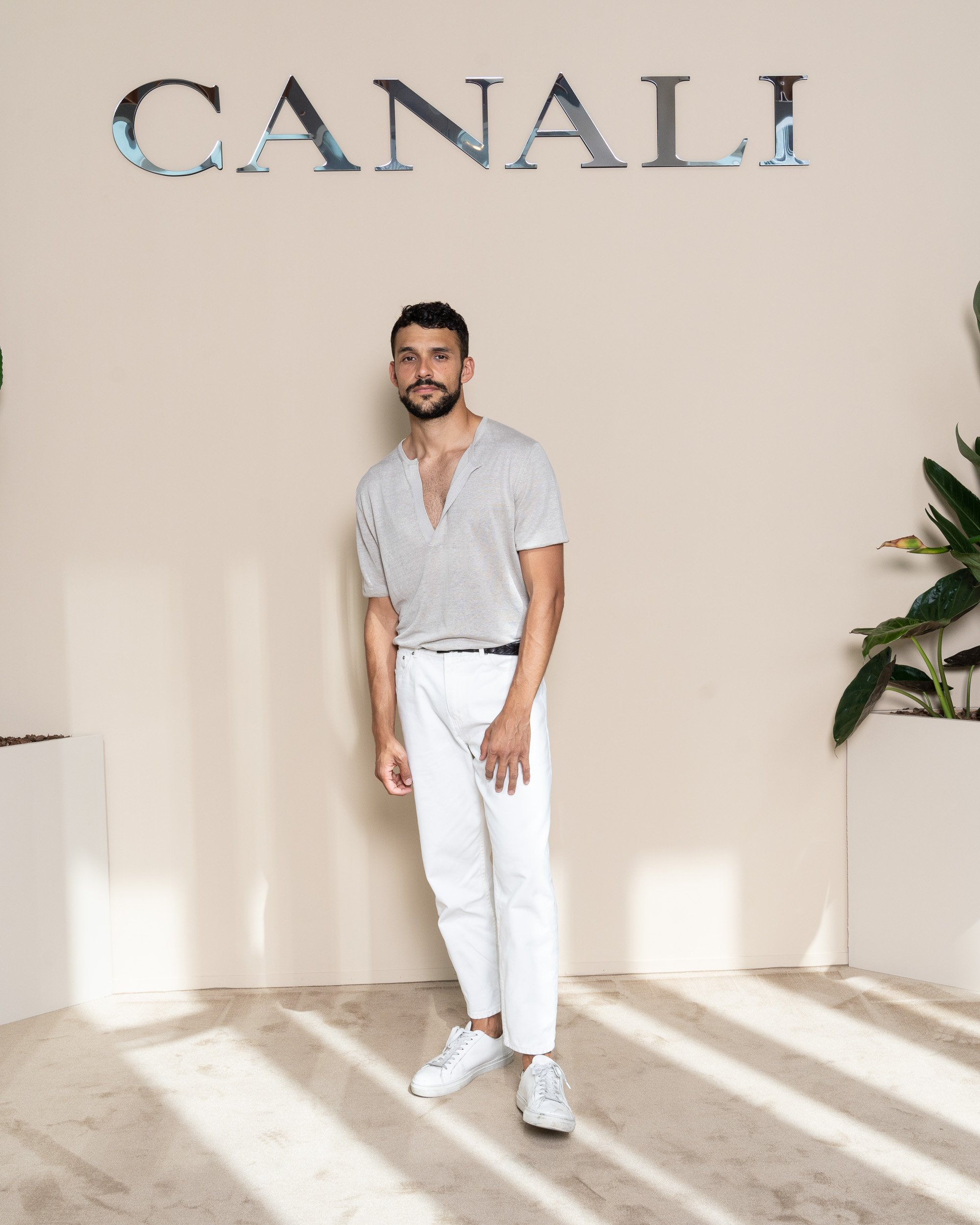 CANALI-559.jpg