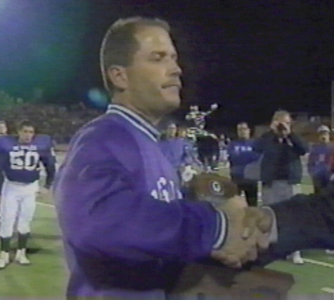 Bob Jacoby accepts the Runner-up trophy