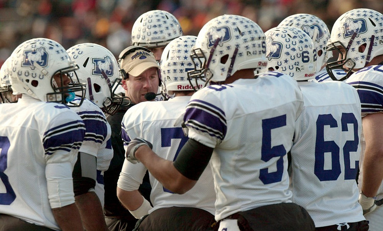 Head Coach Ryan Wiggins