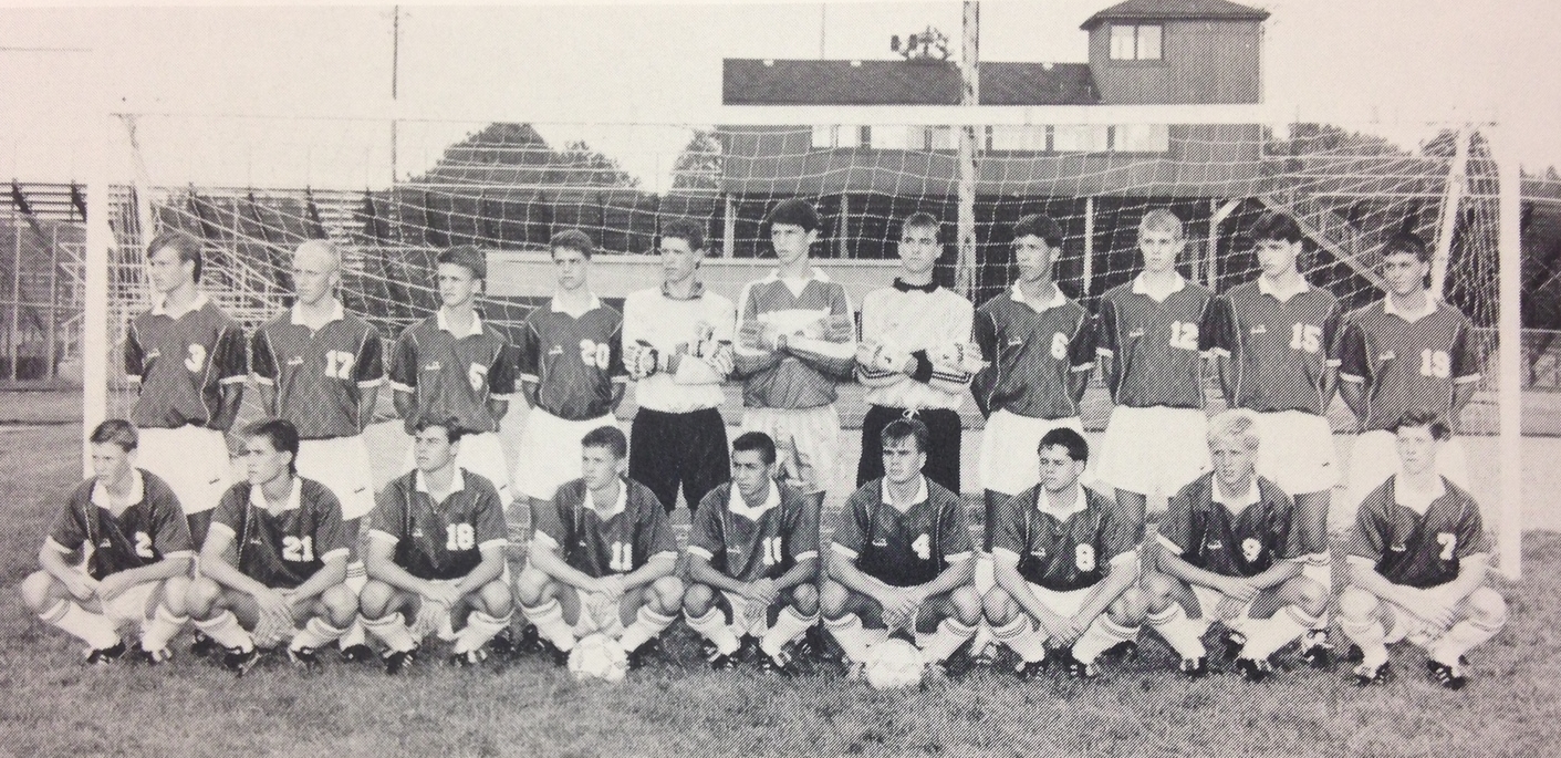 1990 Team Picture (Click on to make larger)