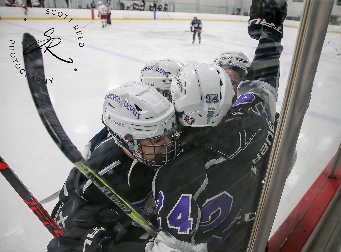 Ice Hockey Celebrates CBJ Cup Win over Bishop Watterson