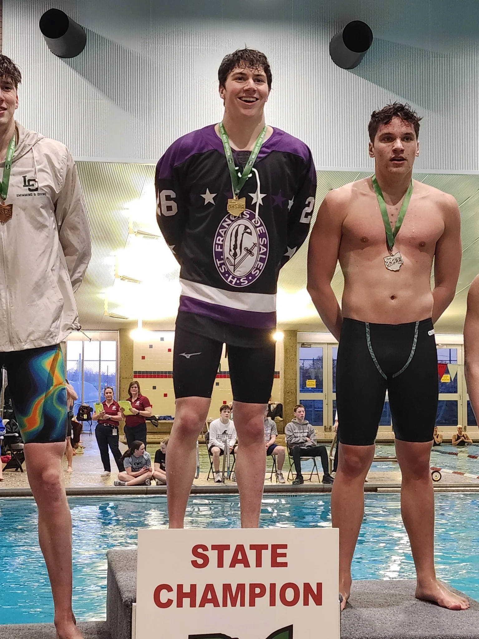  LUKE DEFRANCISCO '26 DIVISION II 200M INDIVIDUAL MEDLEY STATE CHAMPION!