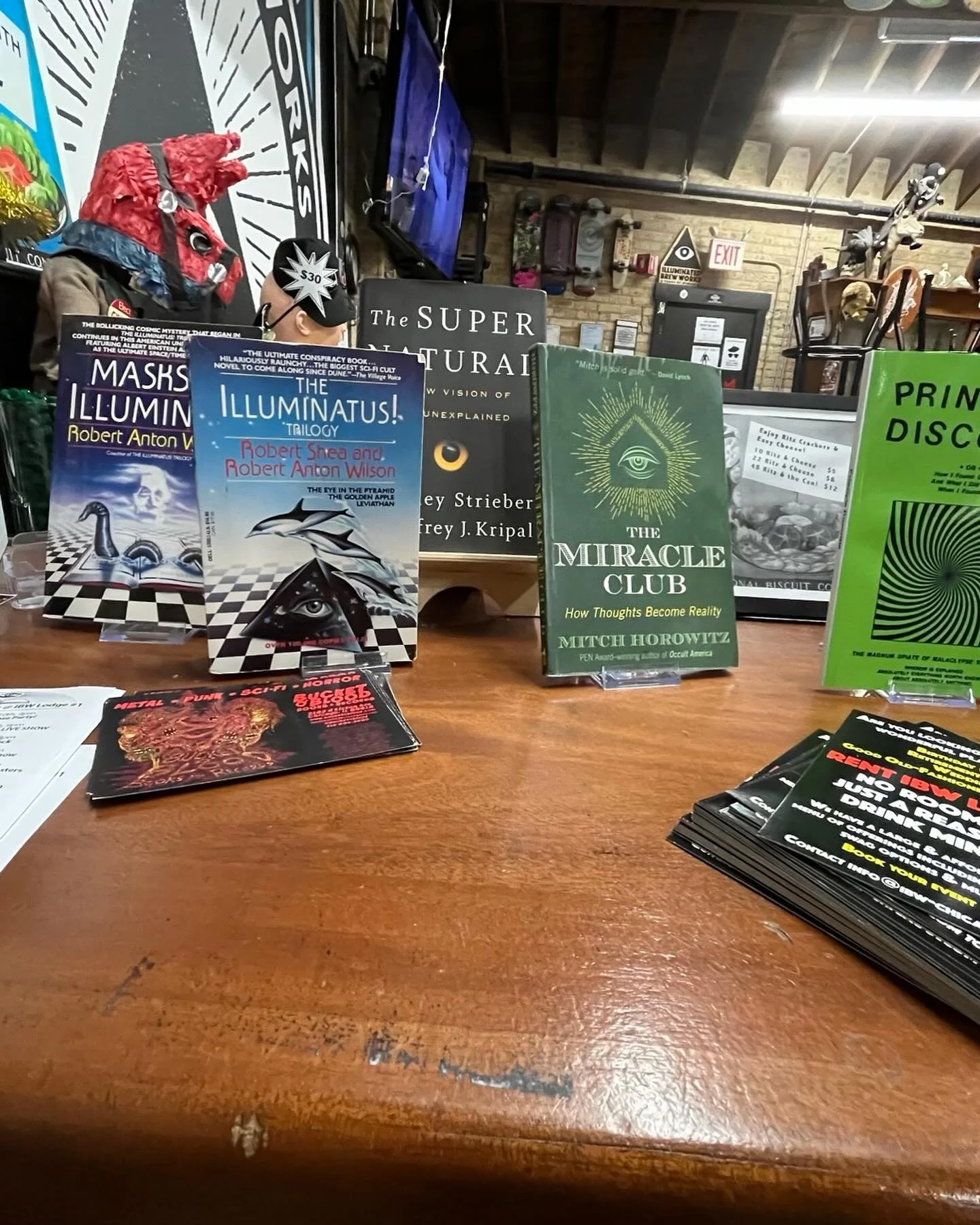 The IBW Liebrary. Get learned, son!
