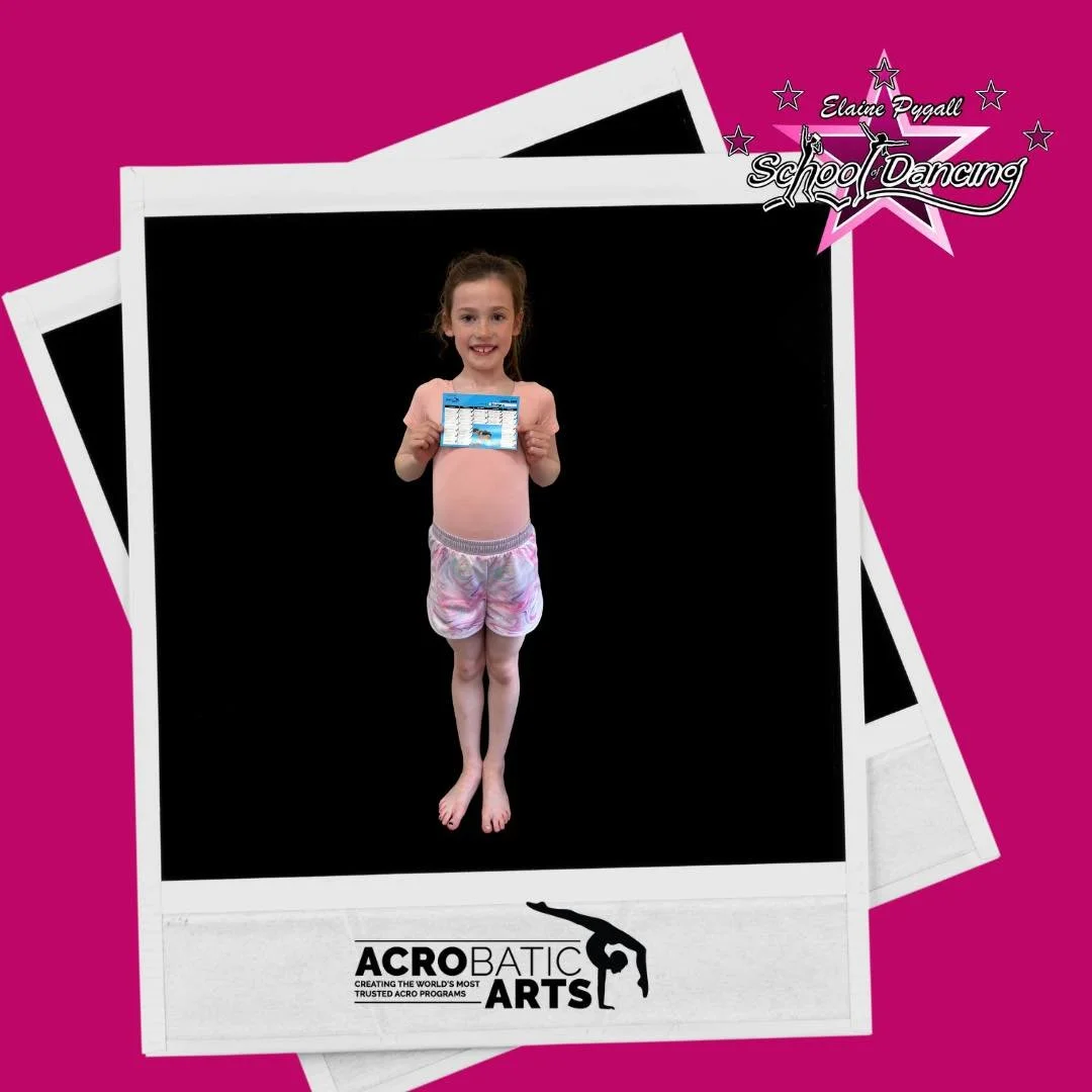 Well done to Imogen for completing Level 1 in Acro this week. Beautiful L handstand to finish your card! Happy Bank Holiday everyone! #acrobaticartscertifiedstudio