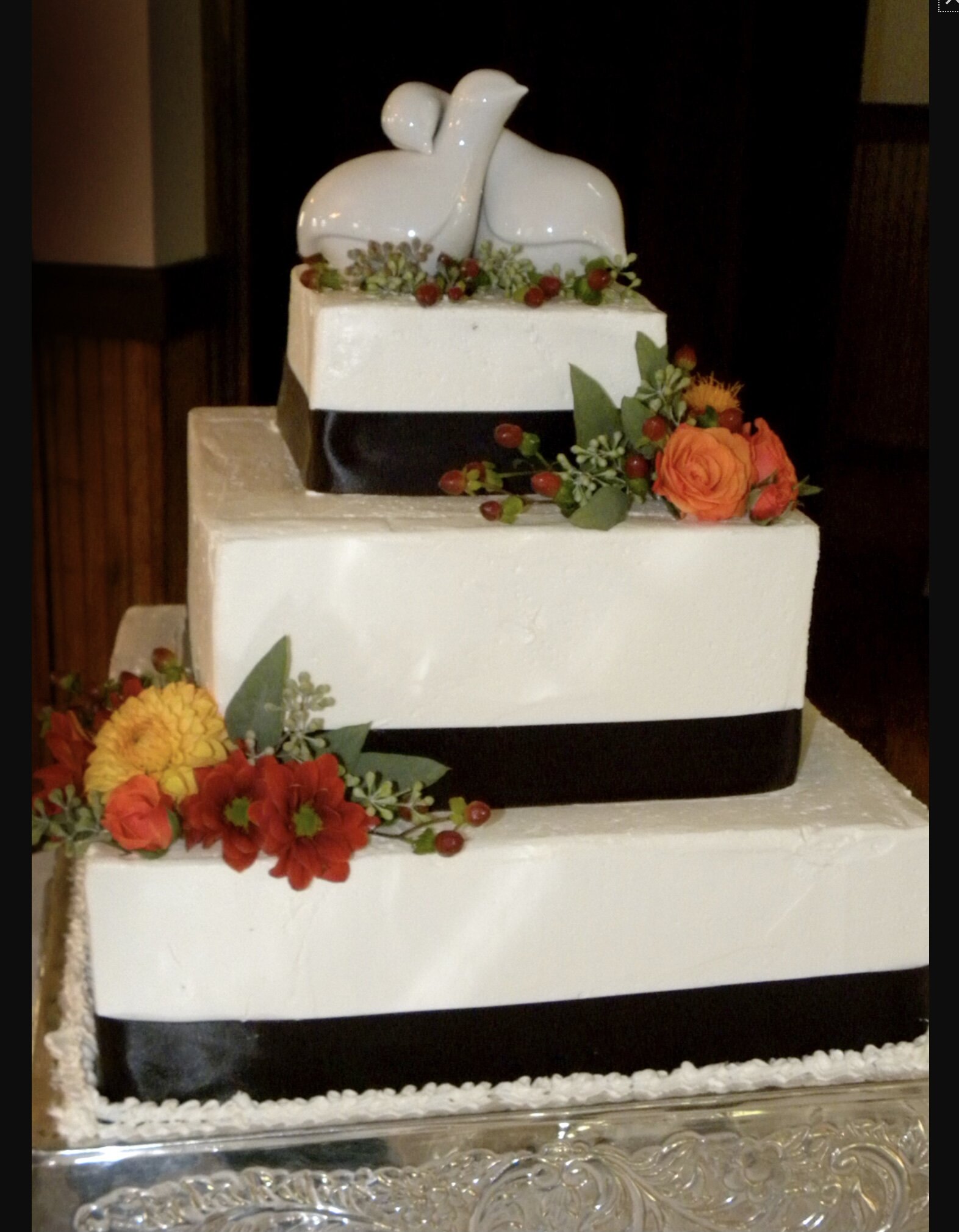 Wedding Cake 3.jpg