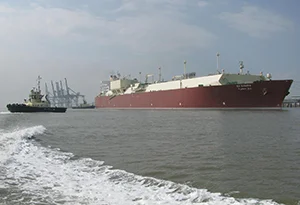 Figure 3. The Bu Samra approaching the Isle of Grain