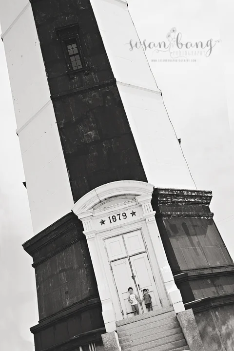 _76A4408bw_fixed copy.jpg