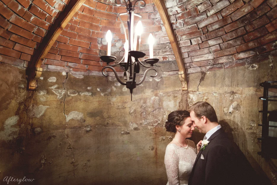 Afterglow_MichelleRobin_Elopement_InnontheTwenty038.jpg