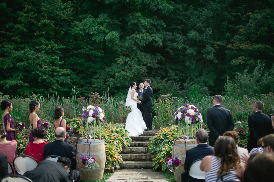 Jordan_Ontario_Wedding_Photography_Niagara_Wedding_Photography_Cave_Springs_Wedding_-22.jpg