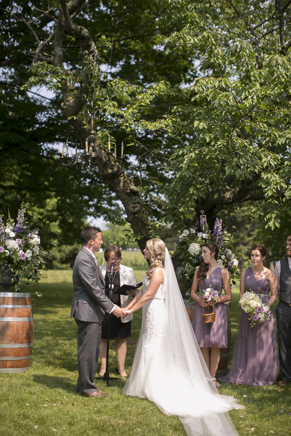 Kurtz-Orchards-Wedding-Niagara-Weddings-Niagara-Photographer-Queenston-Wedding-Photographer-photography-by-Eva-Derrick-Photography-030.jpg