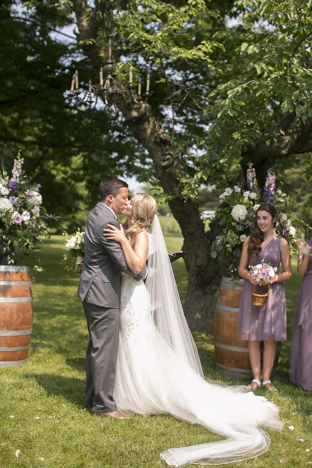 Kurtz-Orchards-Wedding-Niagara-Weddings-Niagara-Photographer-Queenston-Wedding-Photographer-photography-by-Eva-Derrick-Photography-033.jpg
