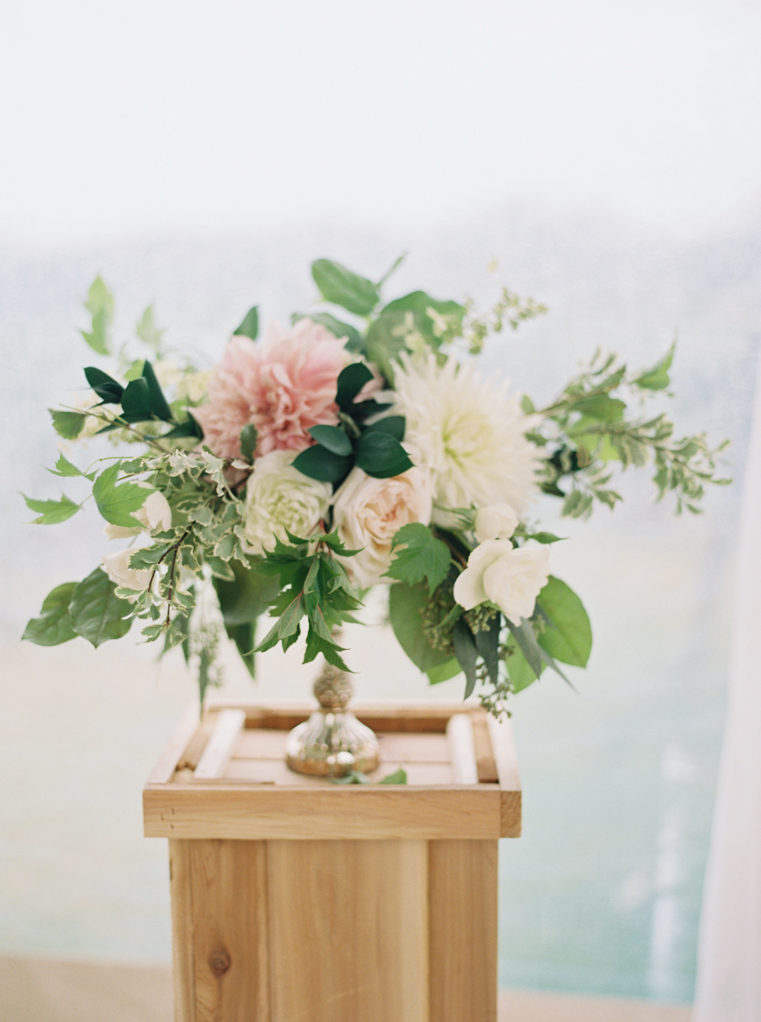 Kurtz-Orchards-Niagara-on-the-Lake-Wedding-photography-by-When-He-Found-Her-075.JPG