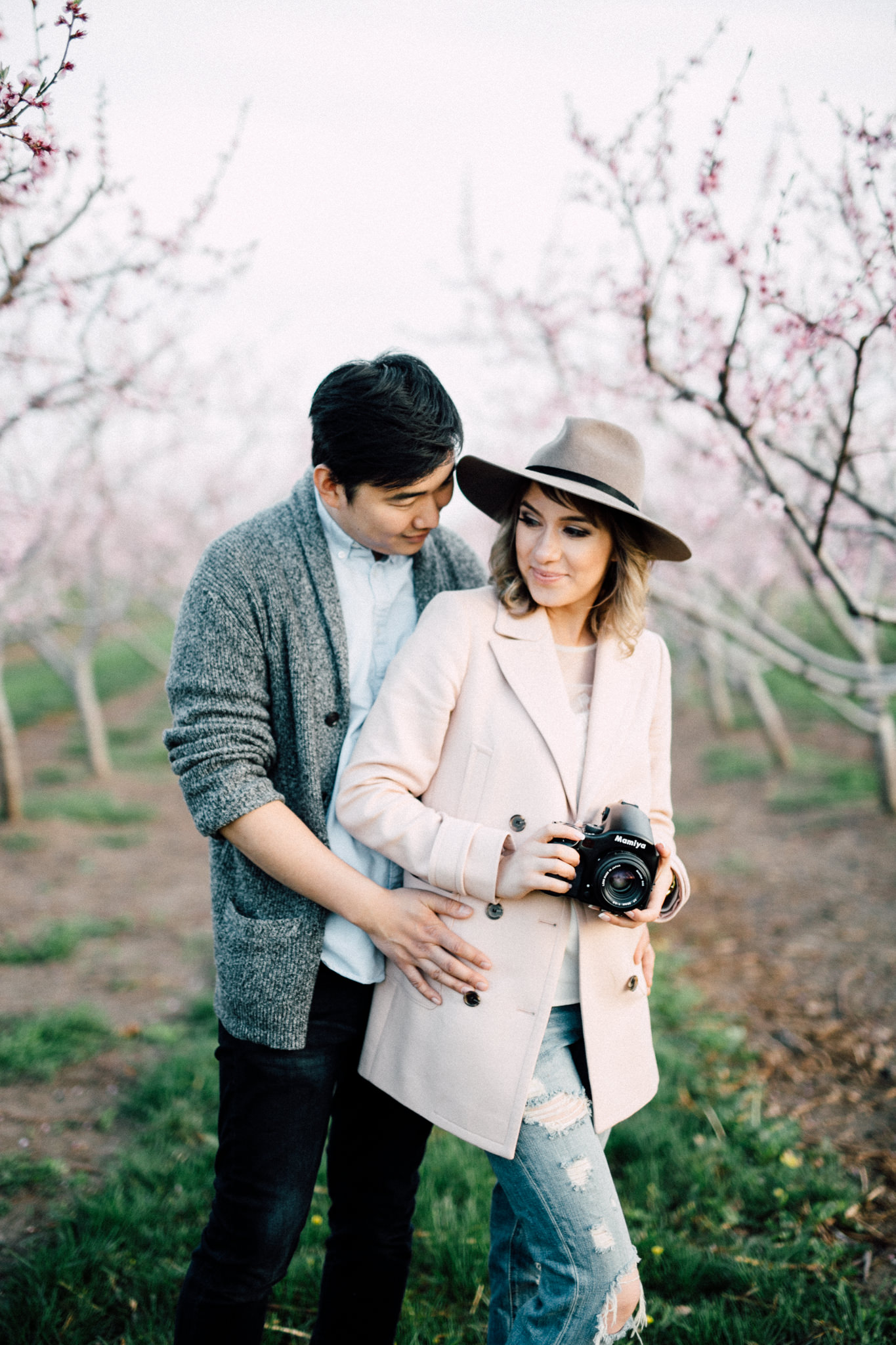 Niagara-Portrait-Session-Niagara-On-The-Lake-Cherry-Blossoms-photography-by-Simply-Lace-Photography-009.JPG