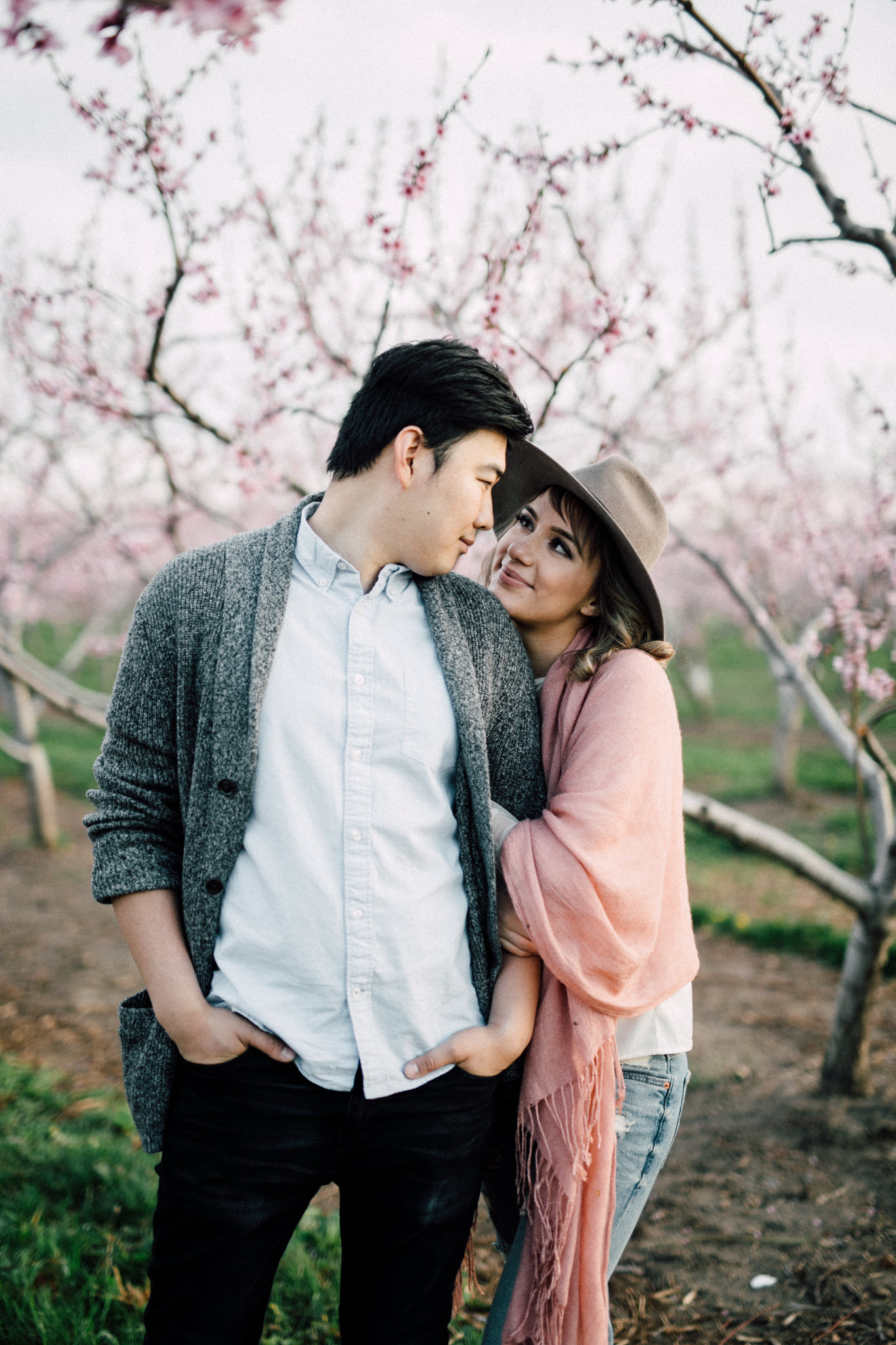 Niagara-Portrait-Session-Niagara-On-The-Lake-Cherry-Blossoms-photography-by-Simply-Lace-Photography-027.JPG