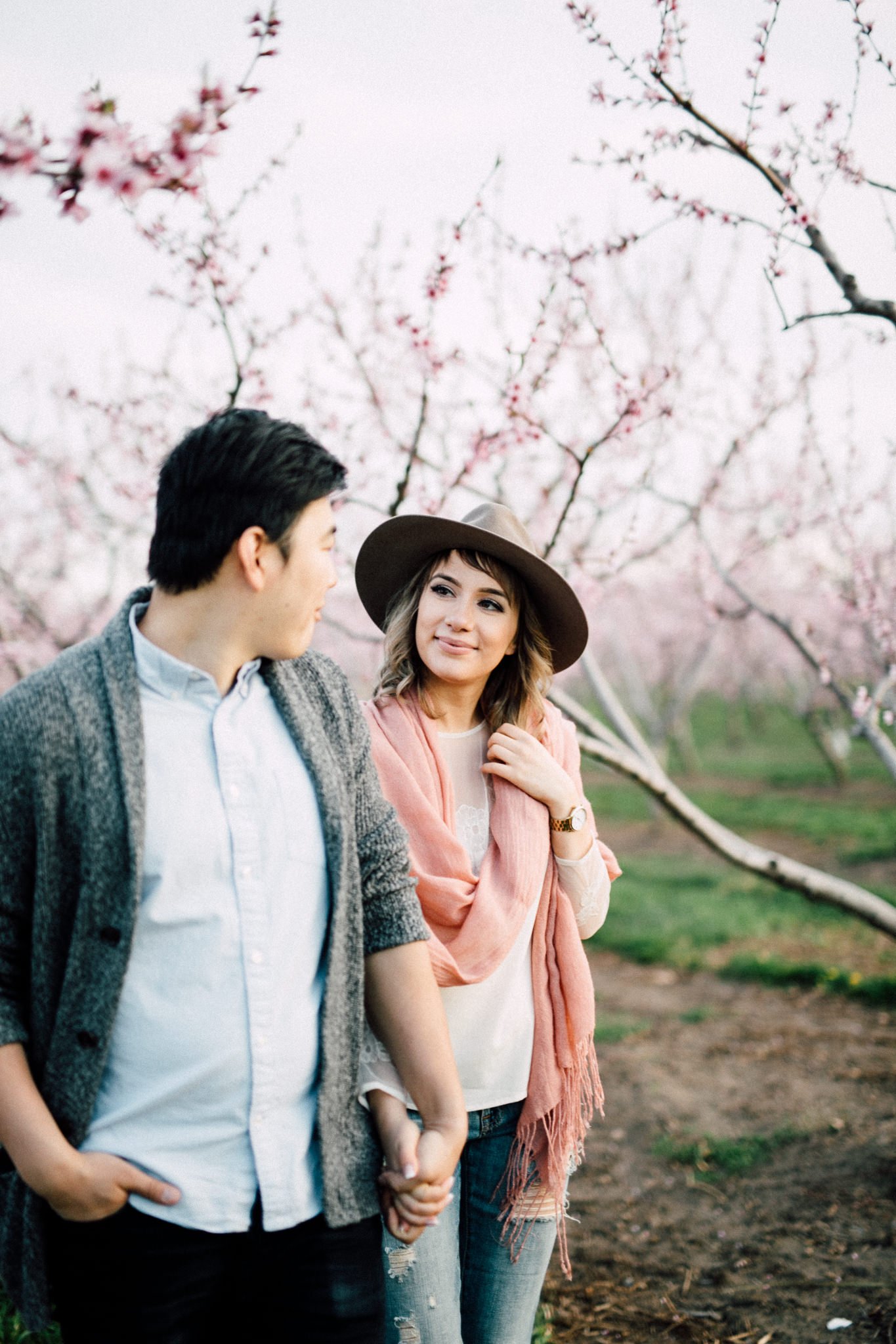 Niagara-Portrait-Session-Niagara-On-The-Lake-Cherry-Blossoms-photography-by-Simply-Lace-Photography-038.JPG