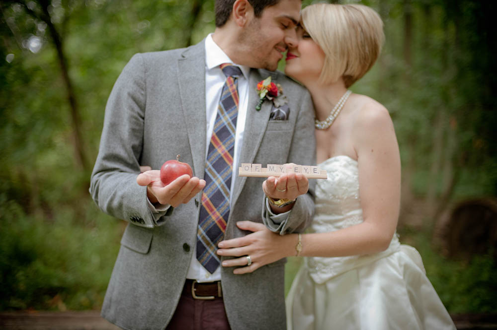 Niagara-Editorial-Vineyard-Bride-photo-by-Sugar-Photo-Studios-0023.JPG