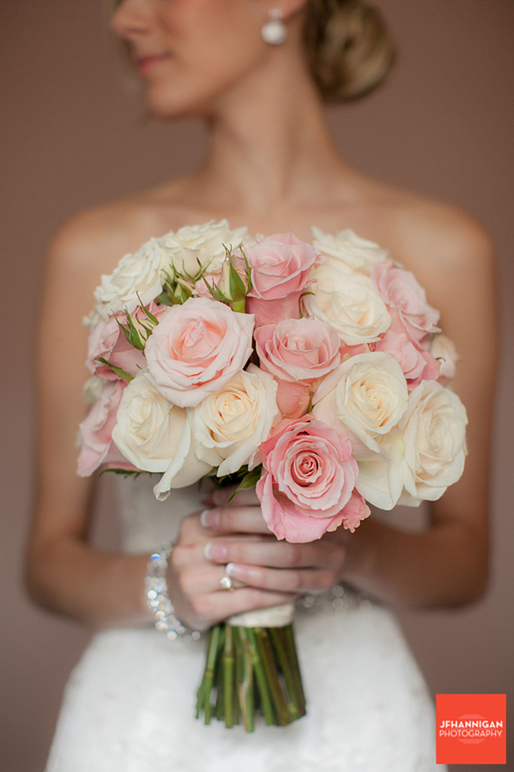 Pillar-and-Post-Vintage-Hotels-Wedding-Vineyard-Bride-photo-by-Joel-Hannigan-Photography-0024.JPG