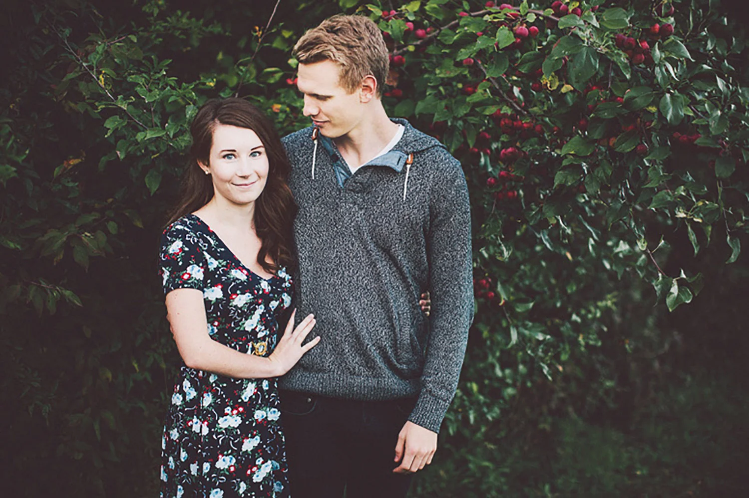 Waterfront-Gibson-Lake-Engagement-Vineyard-Bride-Photo-By-Reed-Photography-007.jpg