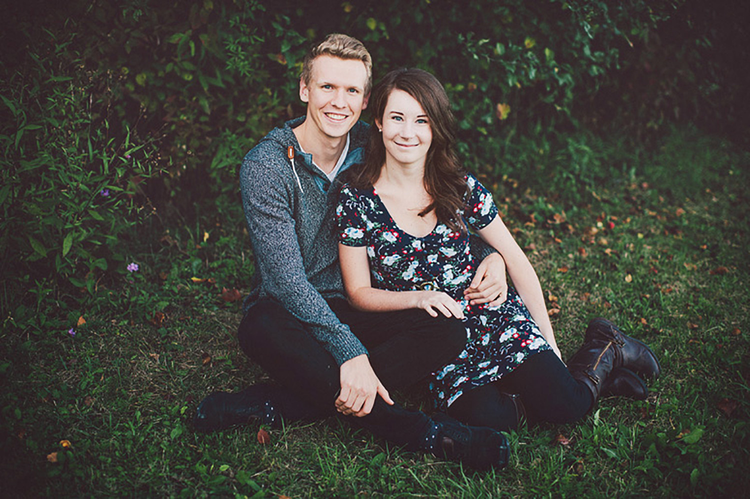 Waterfront-Gibson-Lake-Engagement-Vineyard-Bride-Photo-By-Reed-Photography-009.jpg