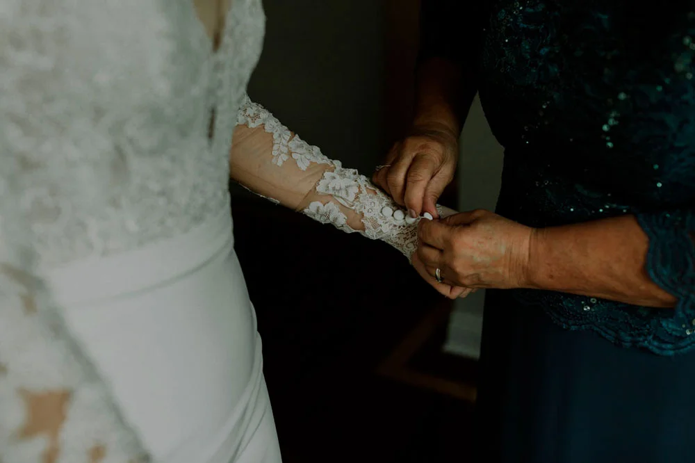 13th-street-winery-wedding-Vineyard-Bride-photo-by-Ally-Nicholas-003.jpg