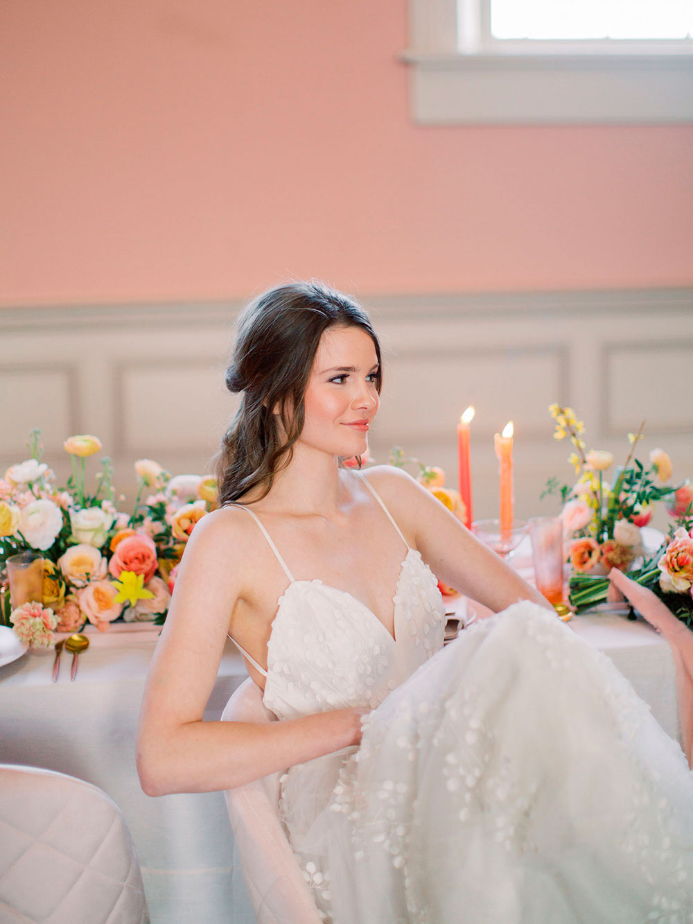 Niagara-on-the-Lake-Courthouse-Vineyard-Bride-Editorial-photo-by-Jessica-Imrie-Photography-027.jpg