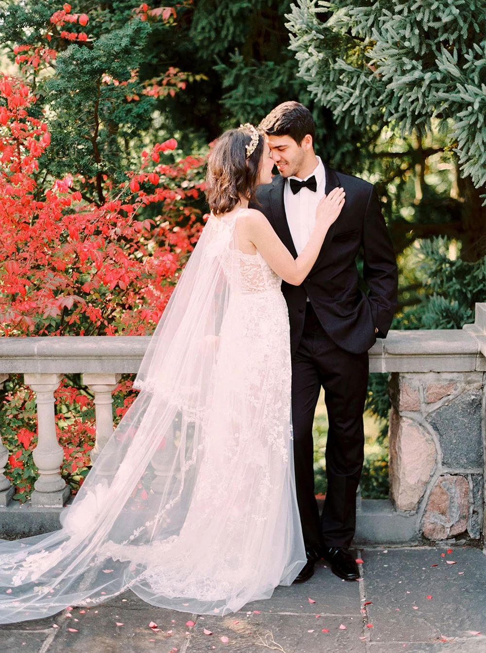 Graydon-Hall-Weddings-Vineyard-Bride-Editorial-Workshop-photo-by-Katie-Nicolle-Photography-017.jpg