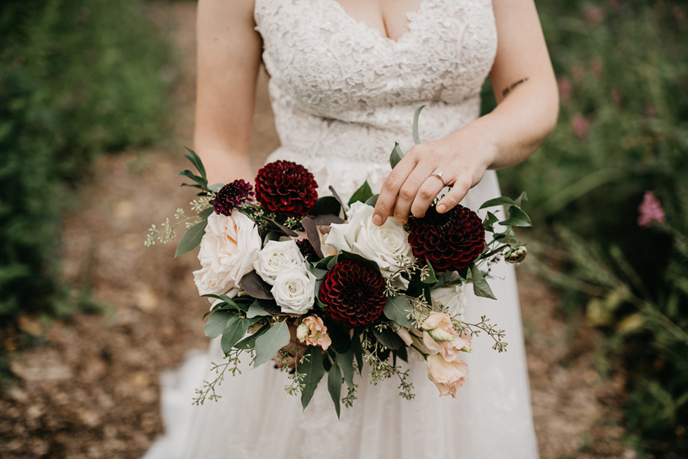 Amanda-Cowley-Events-Wedding-Planner-Vineyard-Bride-Photography-by-Katie-Benfey-Photography-021.jpg