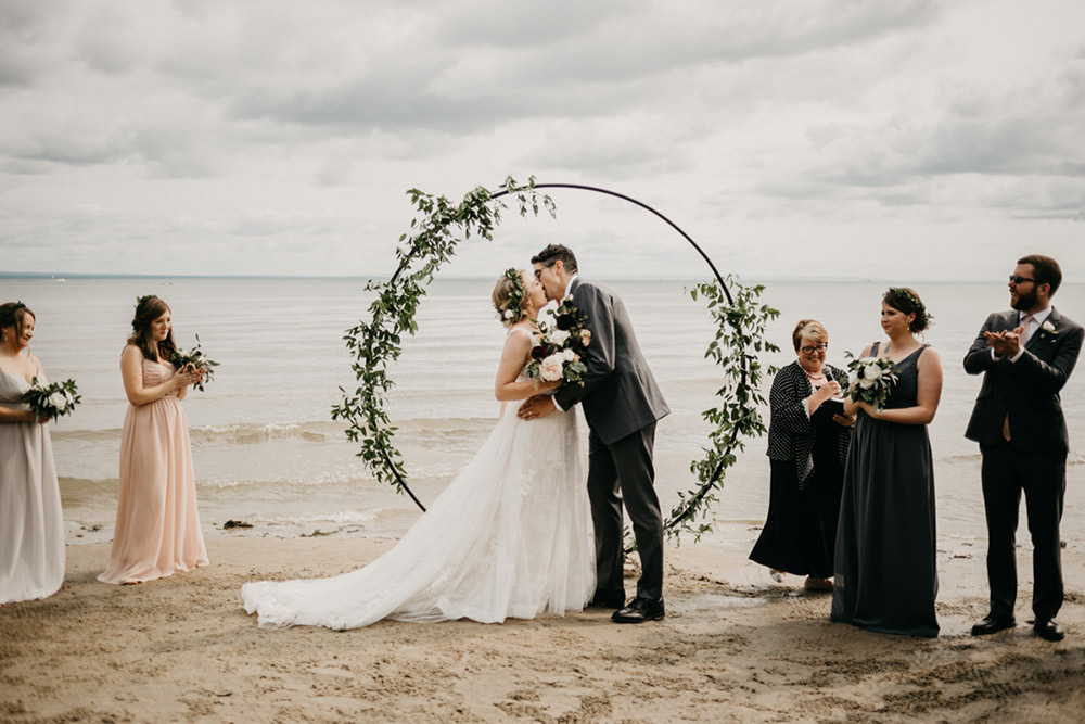 Amanda-Cowley-Events-Wedding-Planner-Vineyard-Bride-Photography-by-Katie-Benfey-Photography-054.jpg