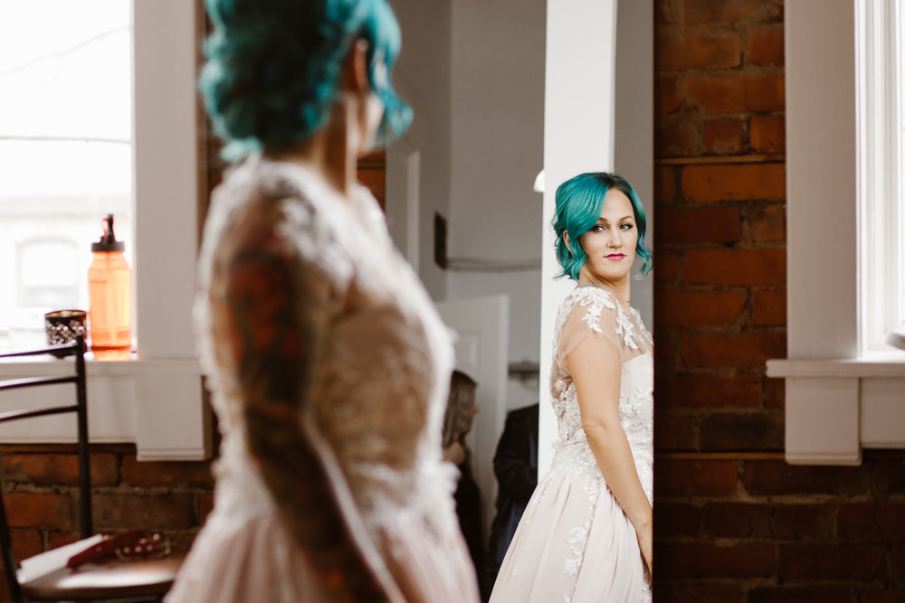 Spice-Factory-Wedding-Vineyard-Bride-Photography-by-Reed-Photography-017.jpg