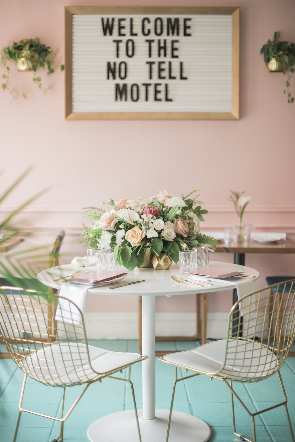 Motel-Restaurant-Editorial-Vineyard-Bride-photo-by-Blynda-DaCosta-Photography-013.JPG