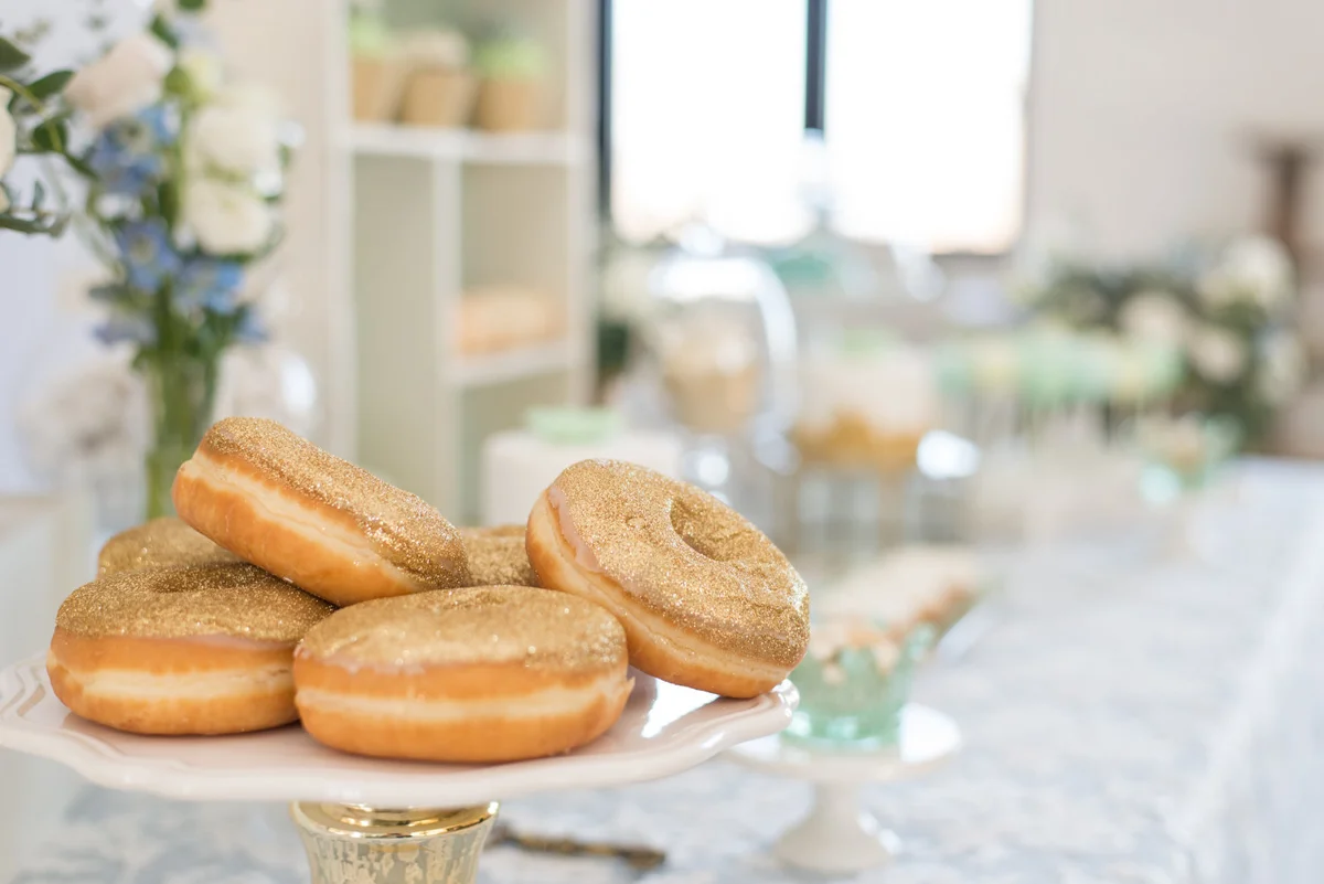 scintillate-events-vineyard-bride-swish-list-vendor-spotlight-sweets-table-desserts-niagara-toronto-wedding011.jpg