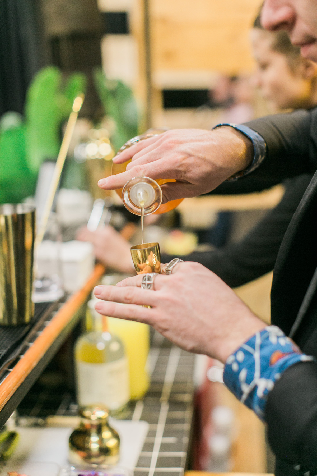 mersey-cross-vineyard-bride-swish-list-the hare wine co-niagara-on-the-lake-first-look-autumn-6.jpg